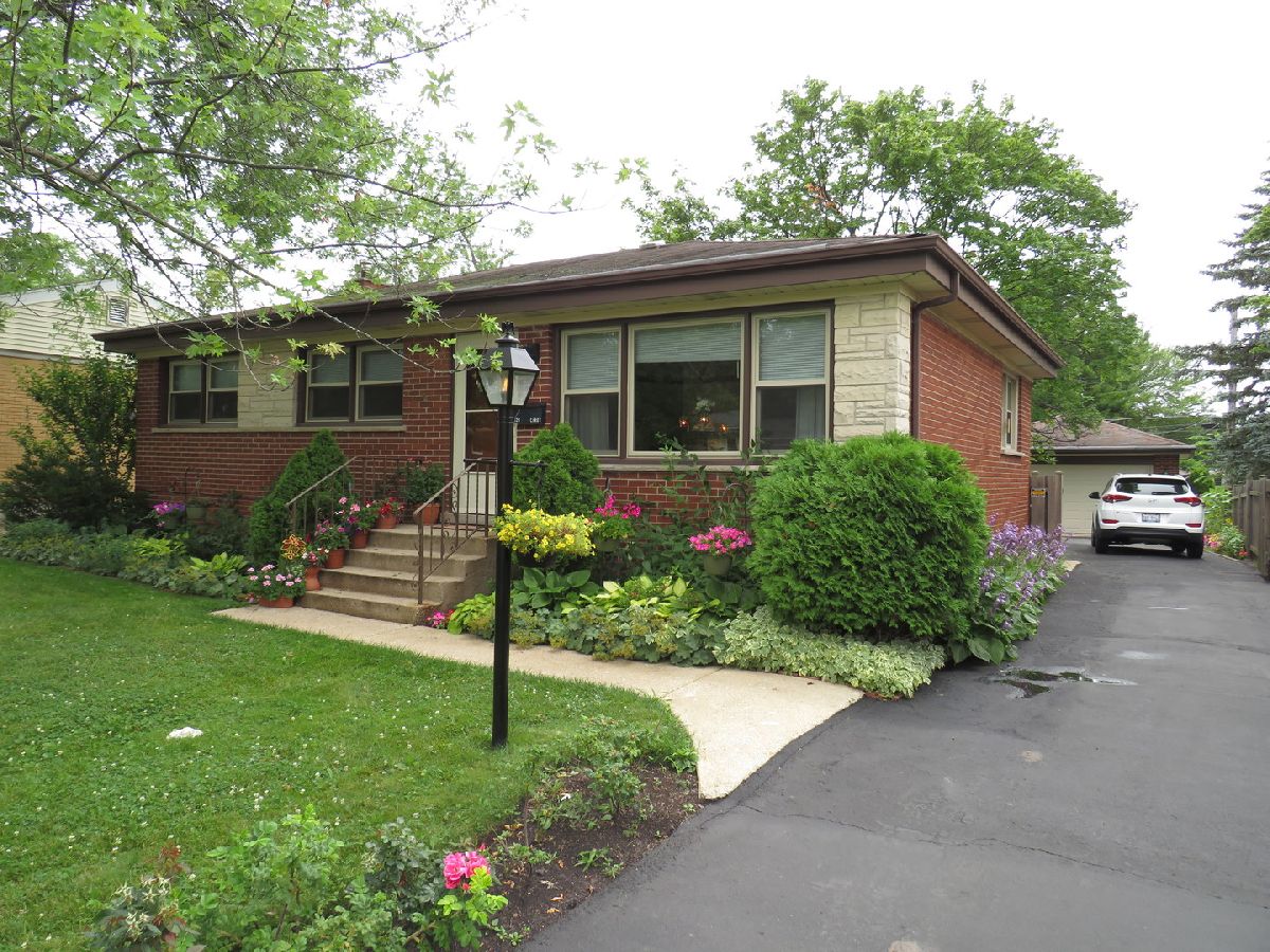 Homes Sold Cumberland Highlands Des Plaines Illinois, 420 Vassar
