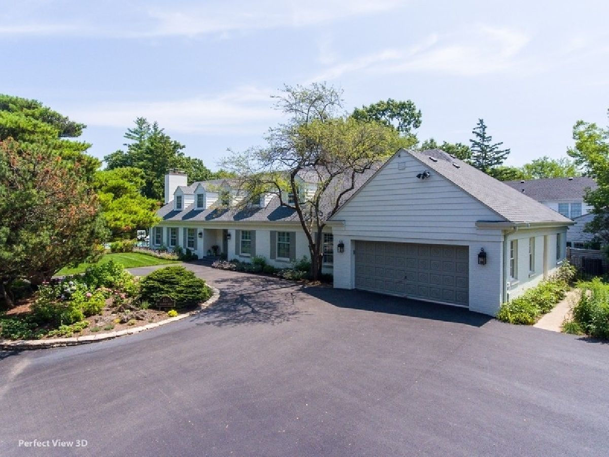 Homes & Condos & Townhomes Rented East Winnetka Winnetka Illinois, 137 Sheridan
