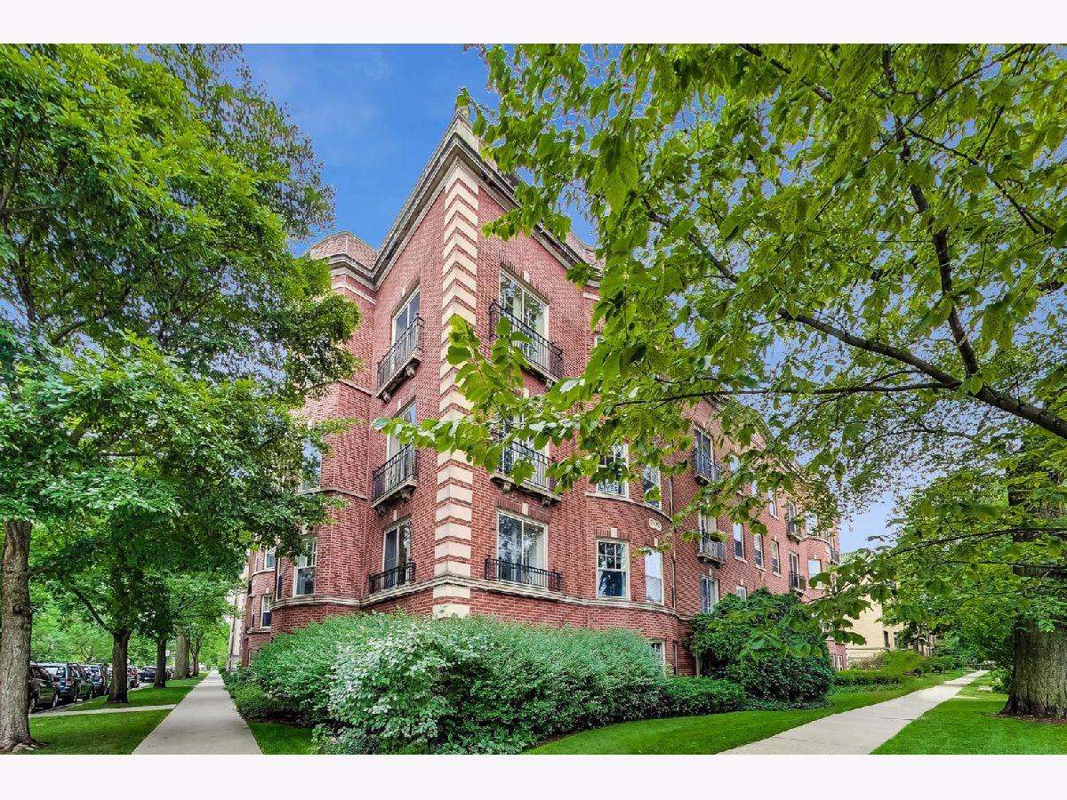 Condos & Townhomes Sold Forest And Lee Condominium Evanston Illinois, 937 Forest