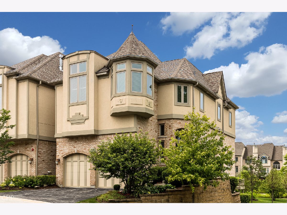 Townhomes Sold Maison Du Comte Inverness Illinois, 1443 Rue Paris