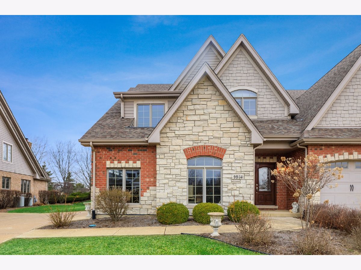 Townhomes & Condos & Homes Rented Folkers Estates Frankfort Illinois, 9934 Folkers