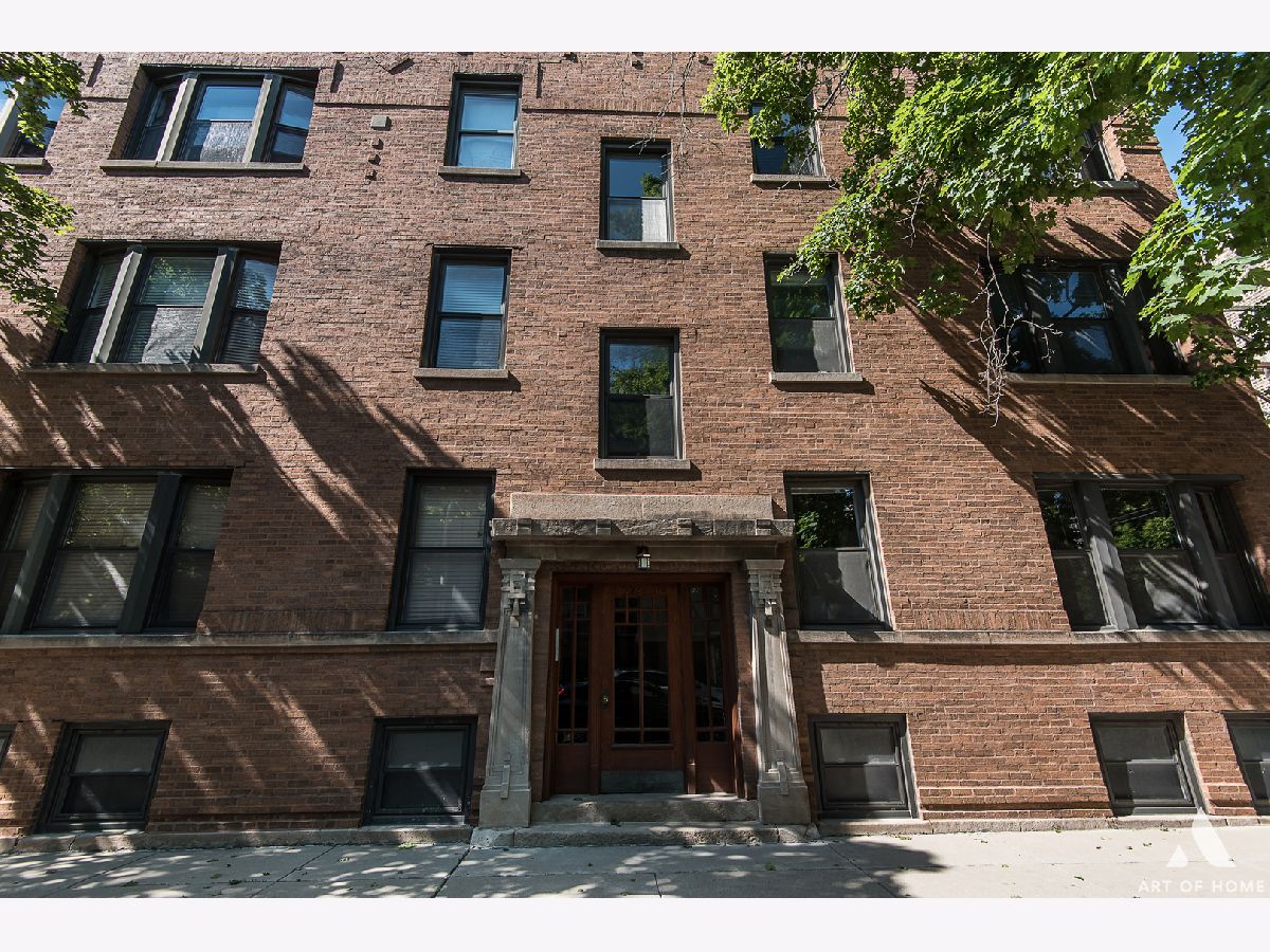 Condos & Townhomes Sold Sunnyside Manor Chicago Illinois, 3050 Sunnyside