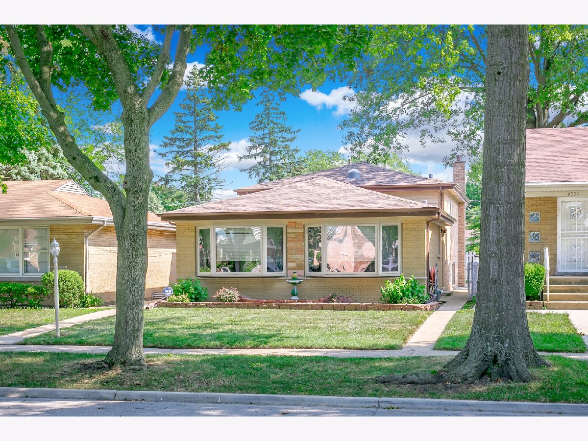 Homes & Condos & Townhomes Sold Oakton Park Skokie Illinois, 4037 Harvard