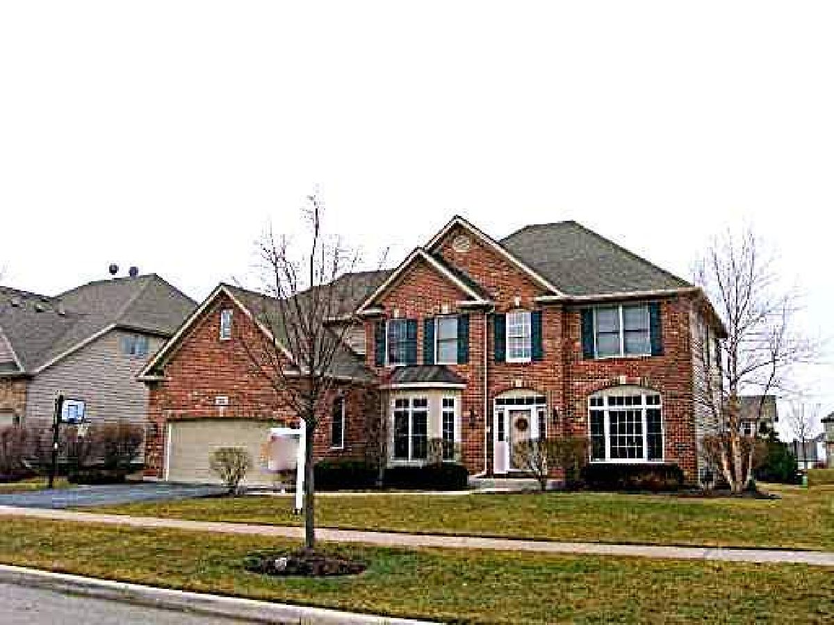 Homes & Townhomes & Condos Rented Thornwood South Elgin Illinois, 702 Chasewood