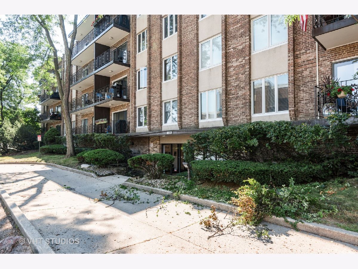 Condominiums Sold Lincoln Terrace Morton Grove Illinois, 5501 Lincoln