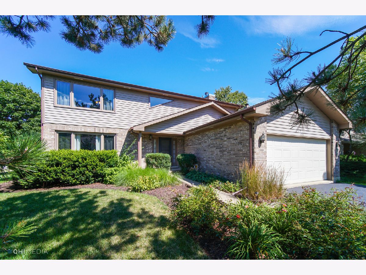 Homes Sold Edgewood Estates Bartlett Illinois, 841 Kent