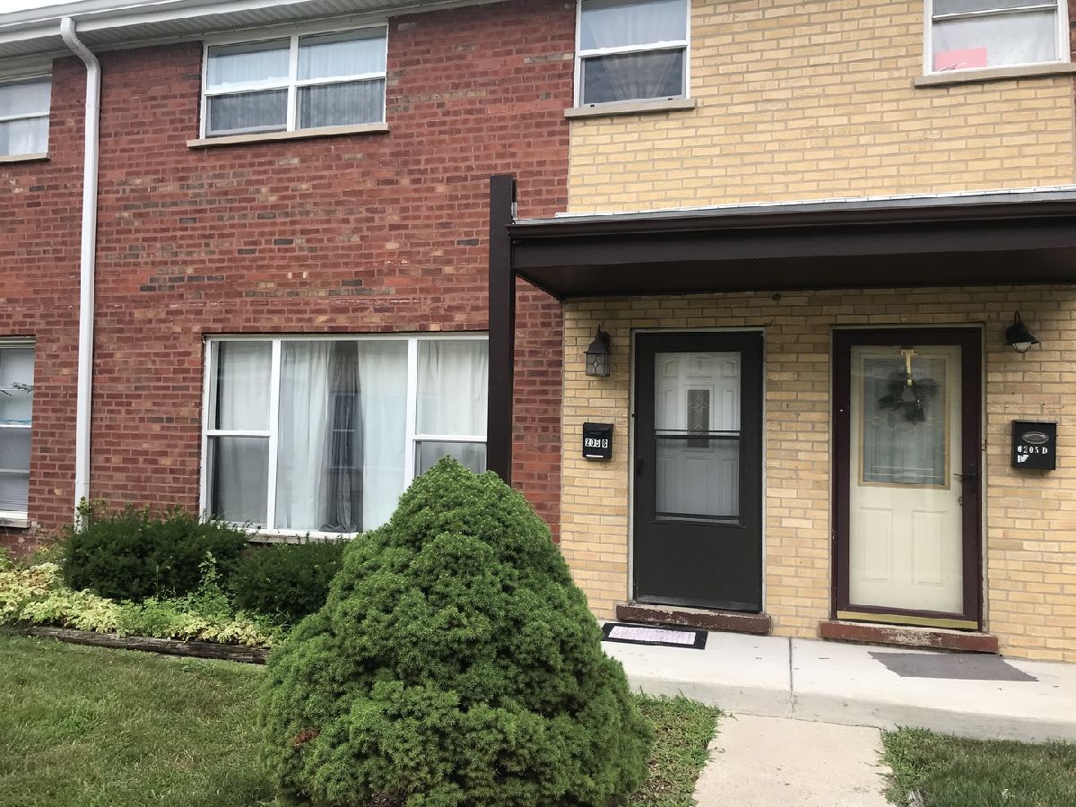 Townhomes Sold North Towne Homes North Aurora Illinois, 205 Linn