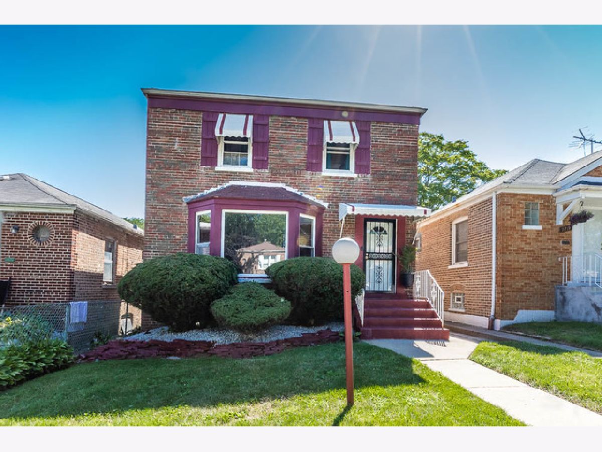Homes & Condos & Townhomes Sold Cottage Grove Heights Chicago Illinois, 9717 Ellis