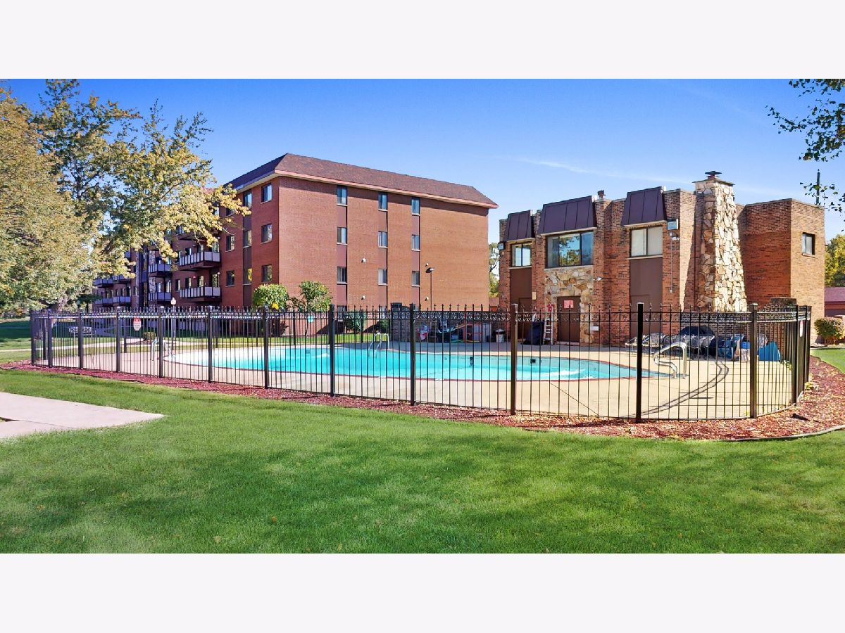 2301 183rd Street, Homewood, Illinois 60430 MLS 10798577 WinterCohen