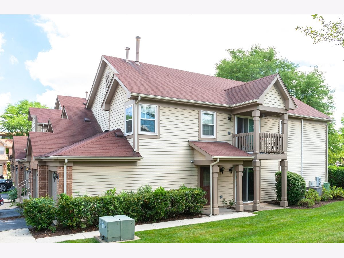 Townhomes & Condos Rented Villas Of Oak Creek Buffalo Grove Illinois, 139 Old Oak