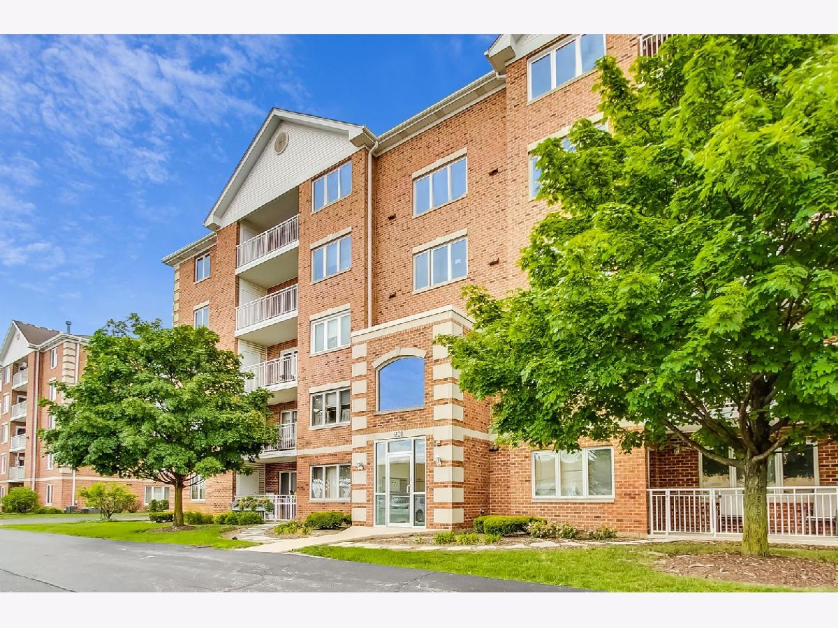 Foxwoods Oak Lawn IL, Condos & Townhomes & Homes For Sale & For Rent