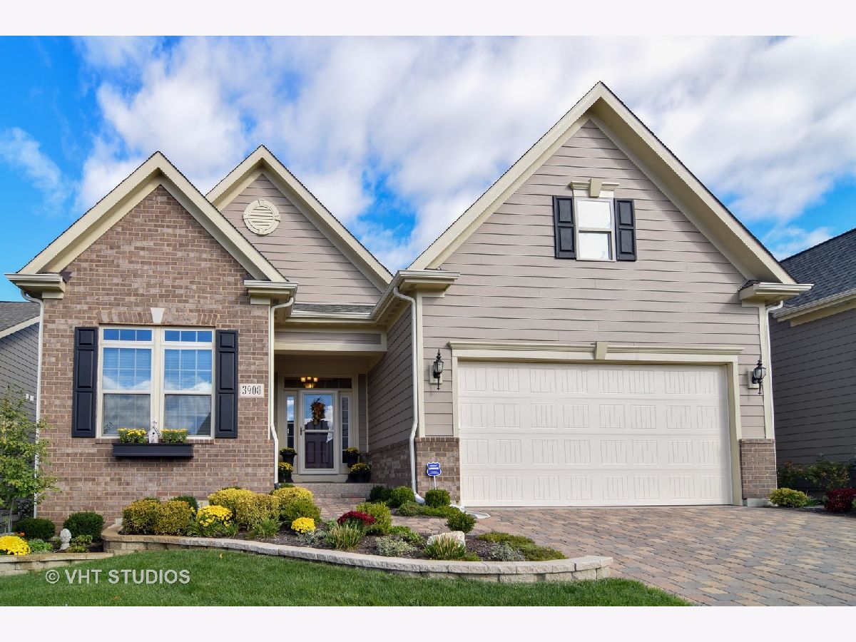 Townhomes & Homes Sold Prairie Ridge Geneva Illinois, 3908 Ridge Pointe