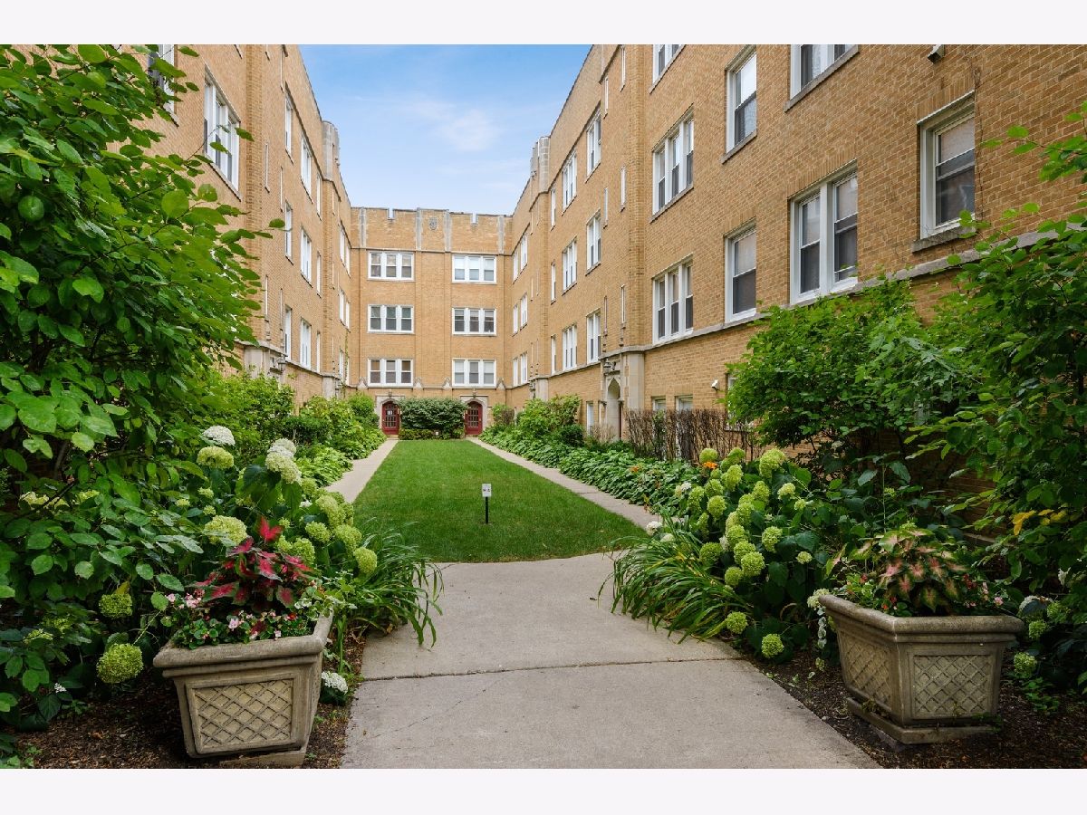 Condominiums Sold Prairie Manor Condominiums Evanston Illinois, 2535.5 Prairie