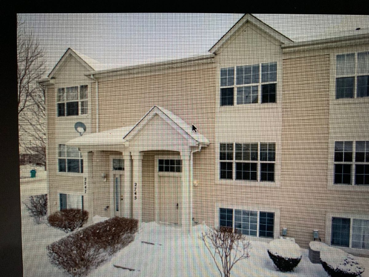 Condos & Townhomes Rented Courtyards Of Aspen Falls Plainfield Illinois, 2585 Canyon