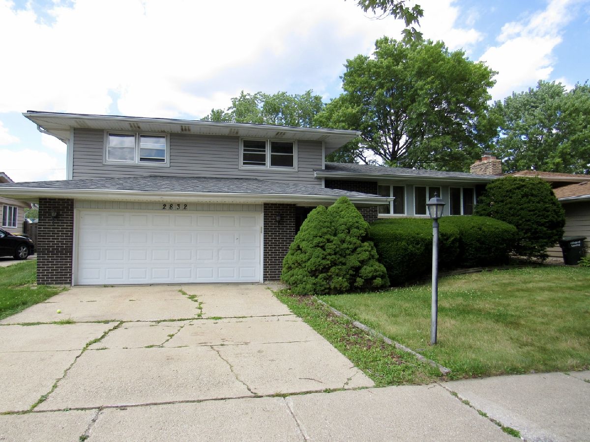 Homes Rented Oakwood Estates Lansing Illinois, 2832 193rd