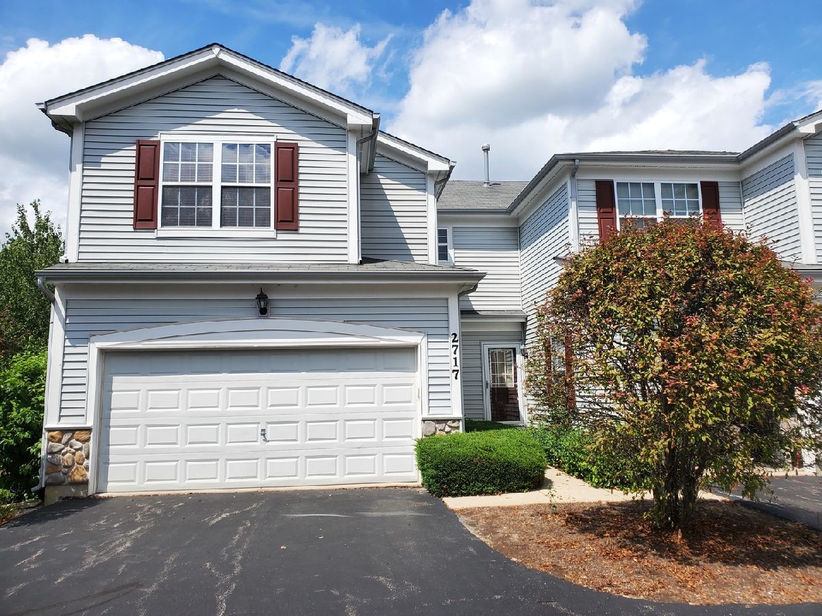 Homes & Townhomes Rented Running Brook Farm Johnsburg Illinois, 2717 Kendall Crossing