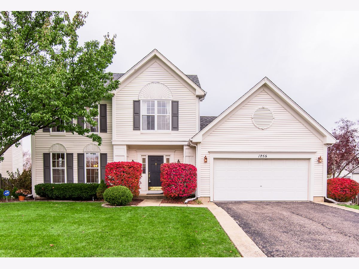 Homes Rented Chicory Place Naperville Illinois, 1255 Chicory