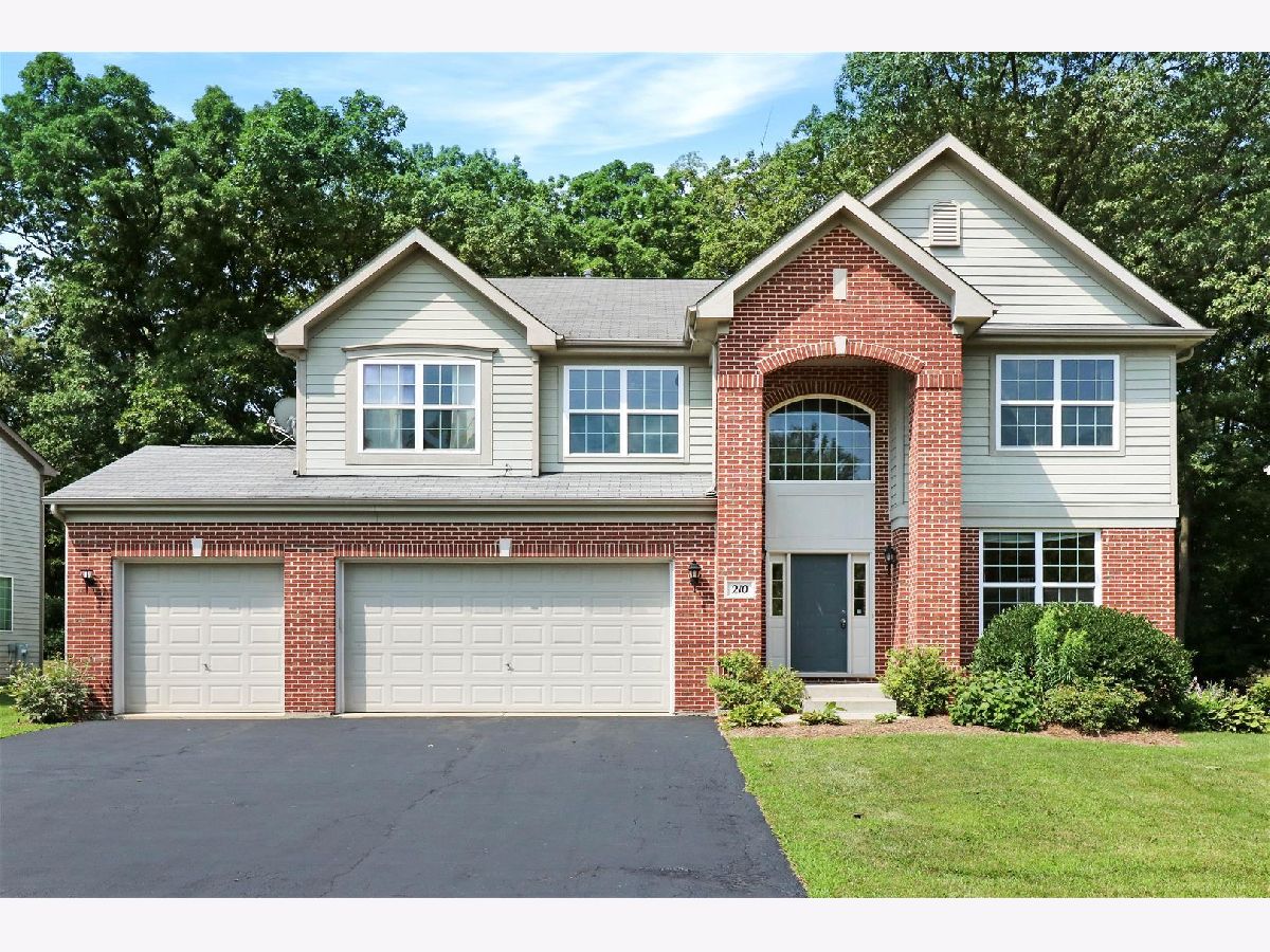 Homes Sold Regency Oaks Bartlett Illinois, 210 Regency