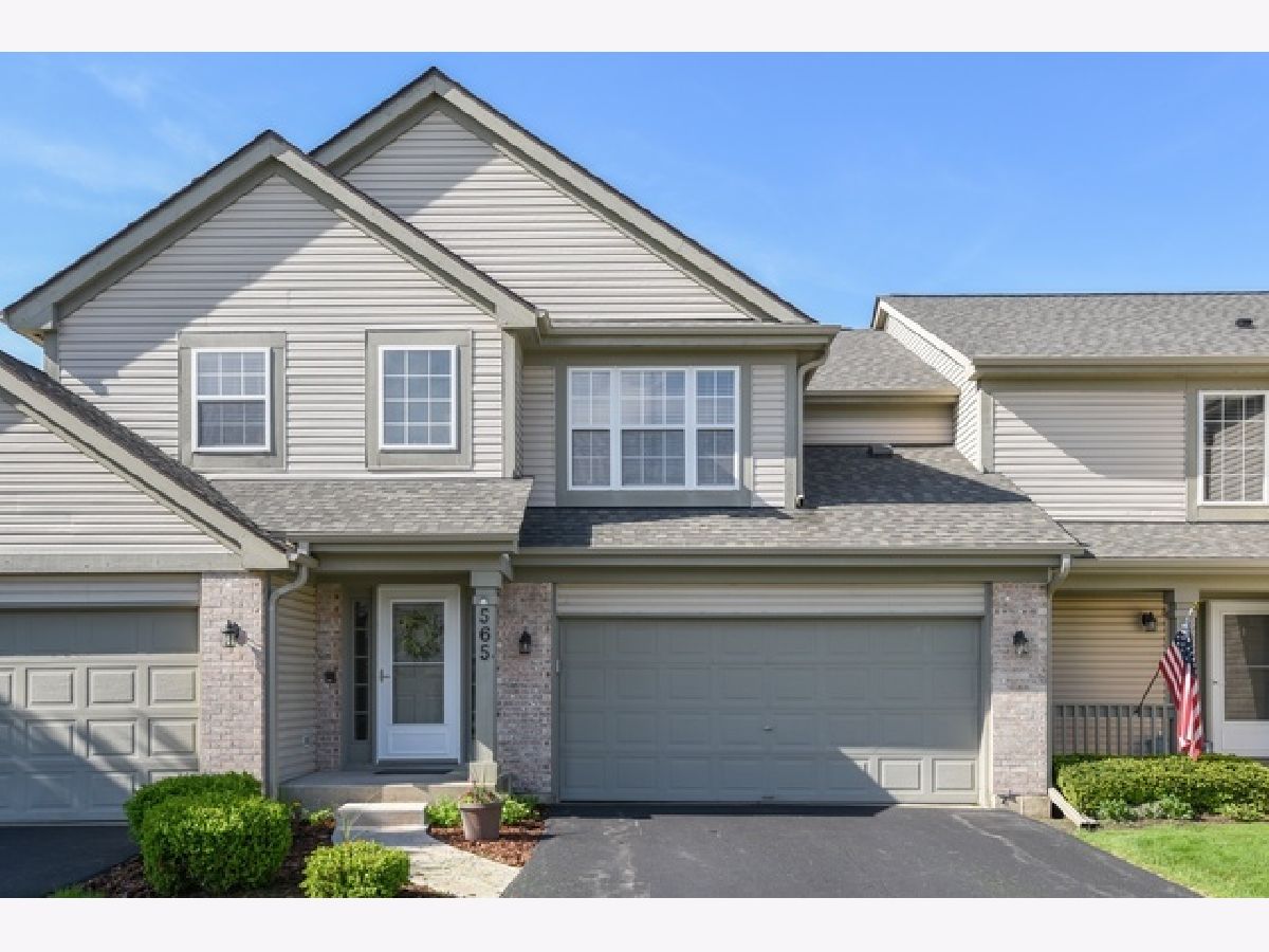 Townhomes & Homes Rented Woodbridge Elgin Illinois, 565 Lancaster