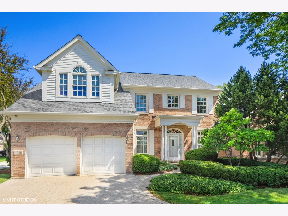 Townhomes & Homes Sold Westchester Club Westchester Illinois, 11310 Alexandria