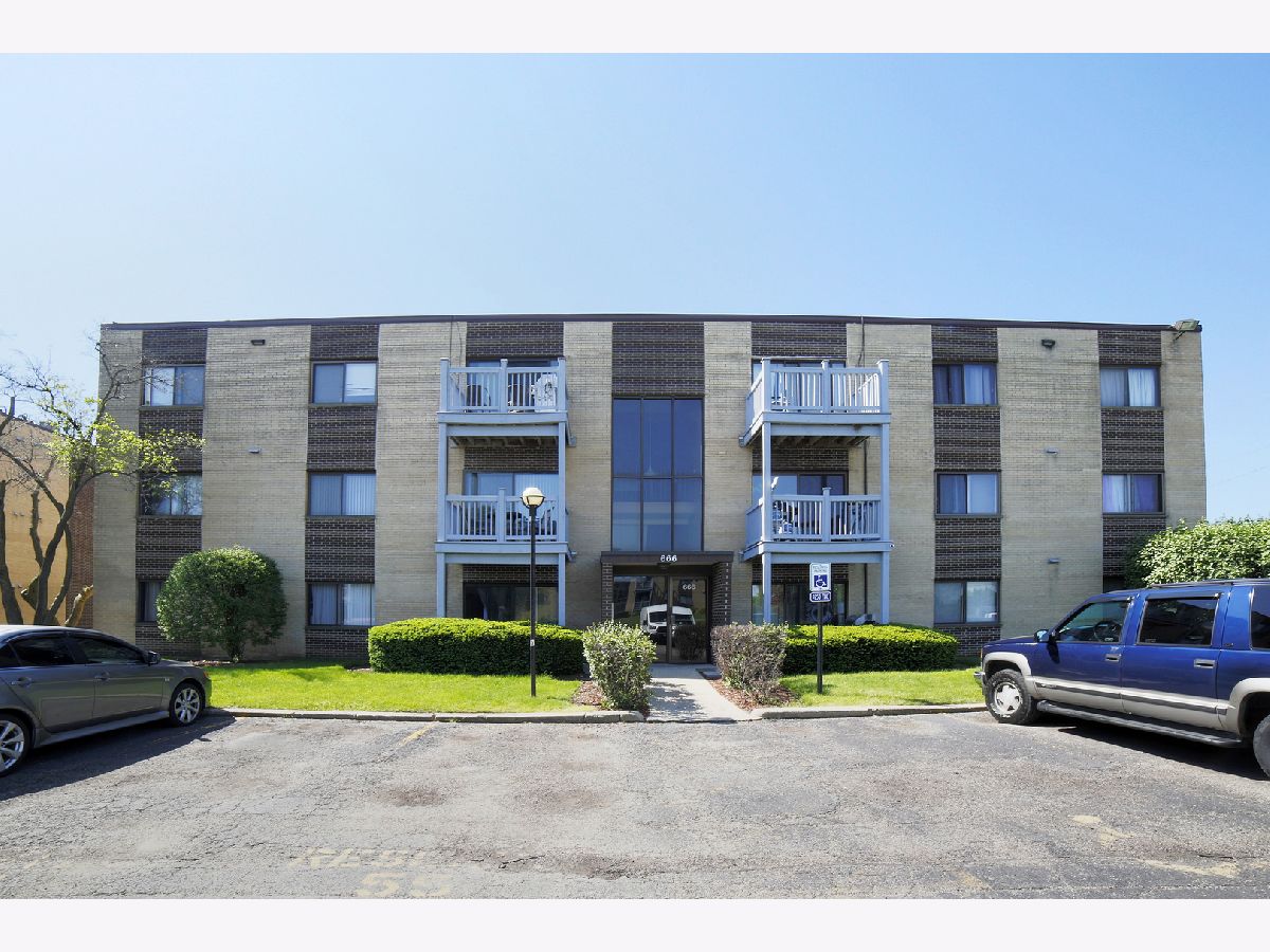Condominiums Sold Pinecrest Prospect Heights Illinois, 666 Pinecrest
