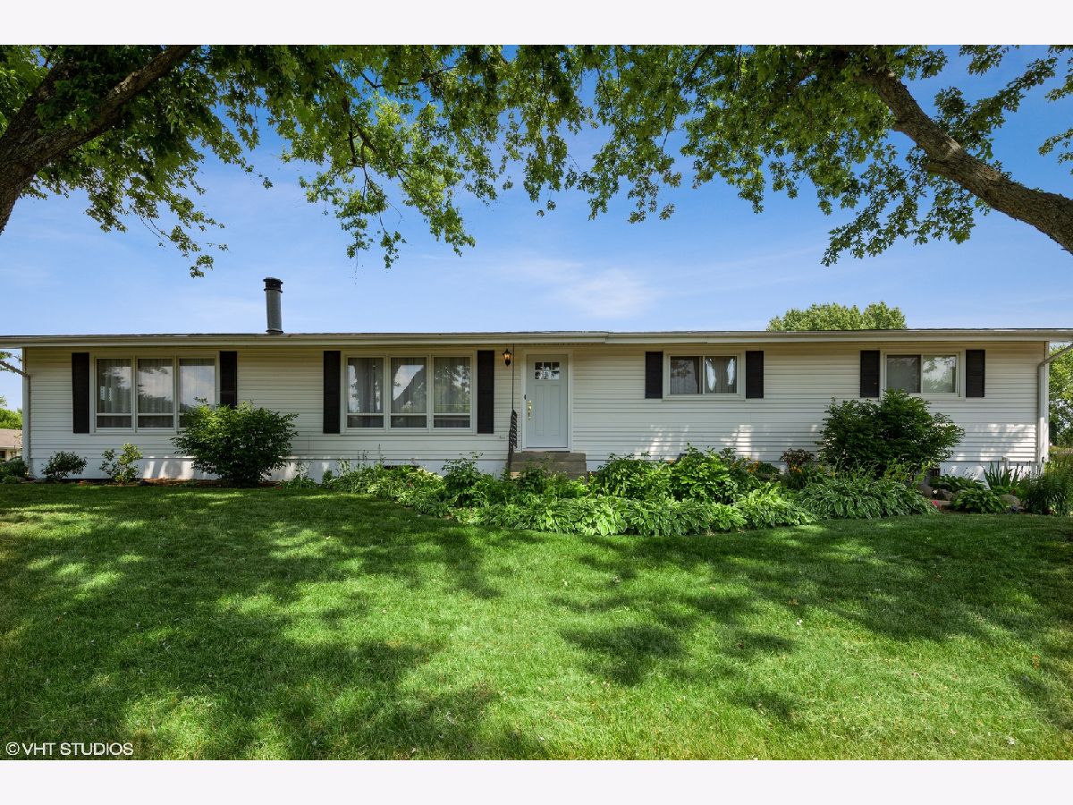 Homes Sold Rolling Hills Estates Crystal Lake Illinois, 5808 Marietta