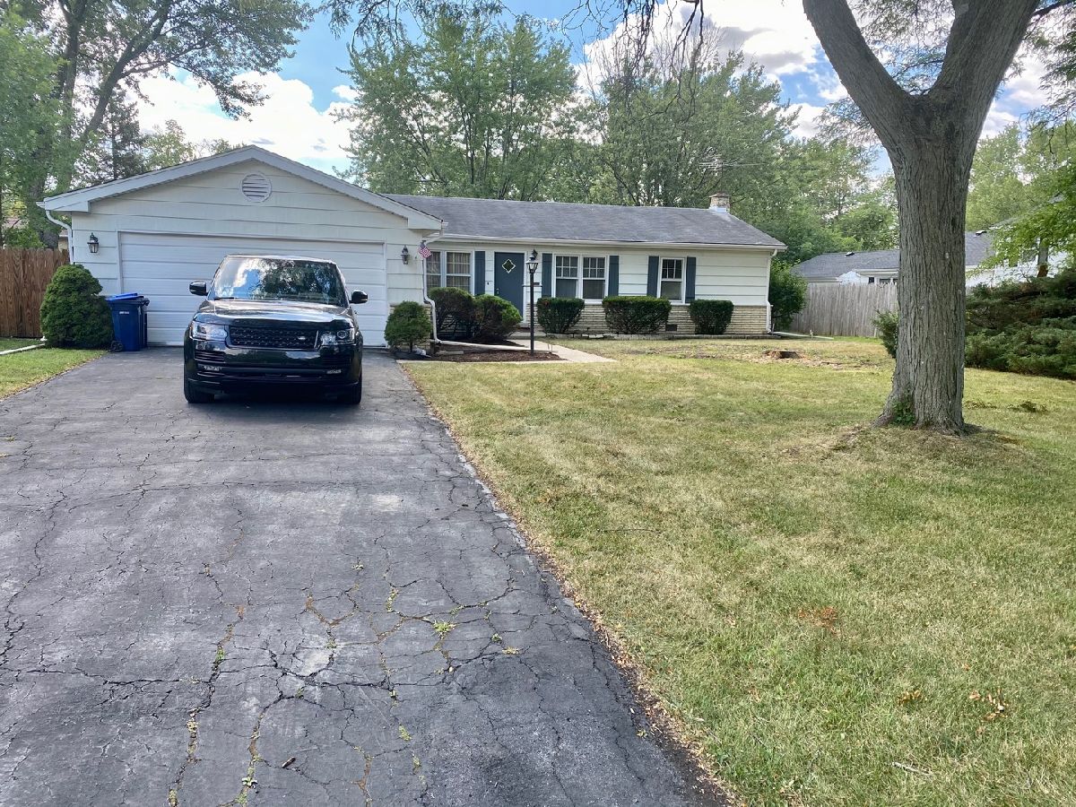 Homes & Condos & Townhomes Rented Ridgewood Western Springs Illinois, 1119 Crest