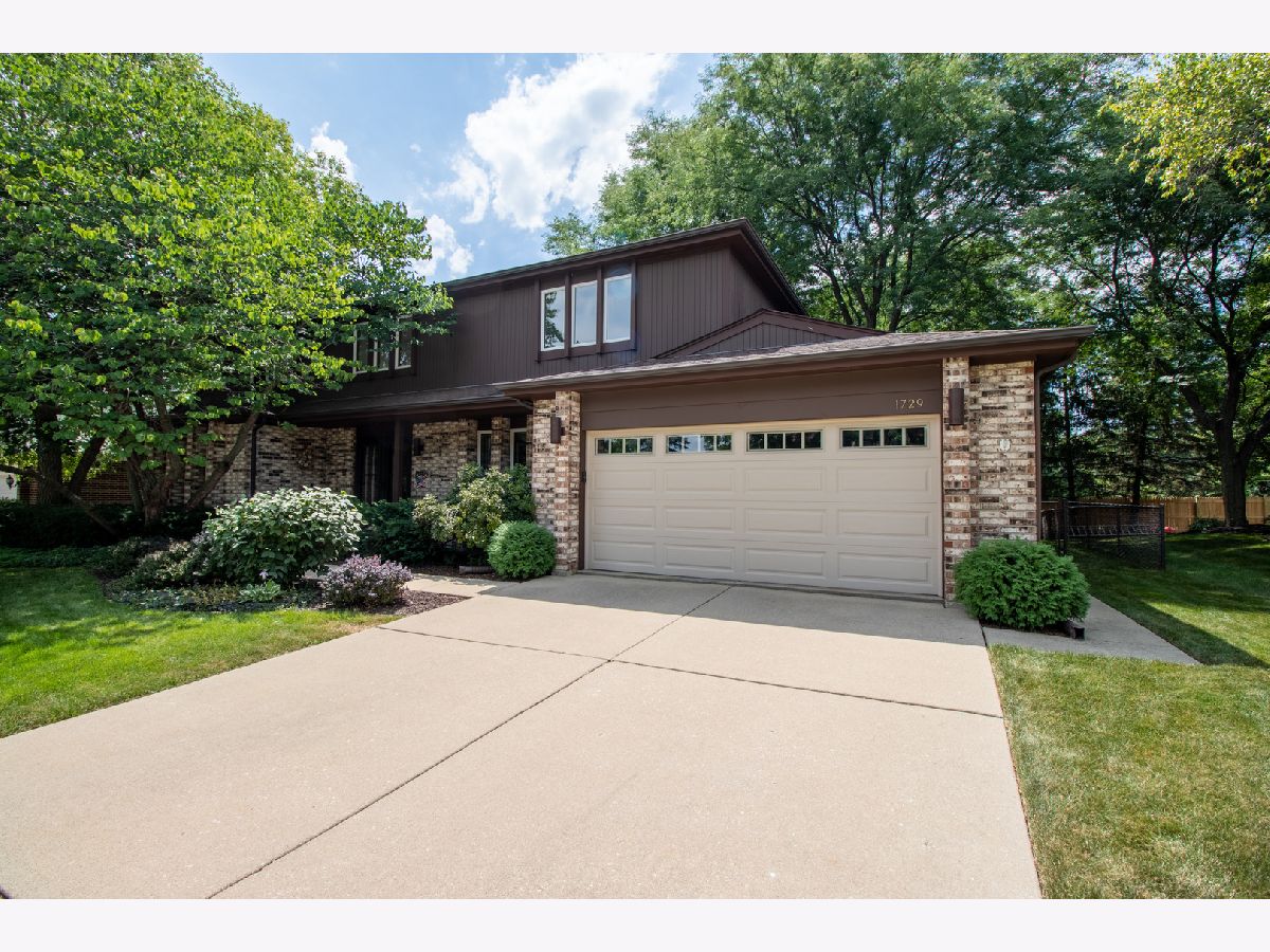 Homes Sold Winchester Estates Libertyville Illinois, 1729 Nathan