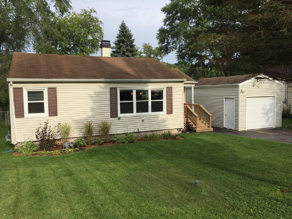 Homes Rented Pistakee Hills Mchenry Illinois, 5708 Meadow Hill