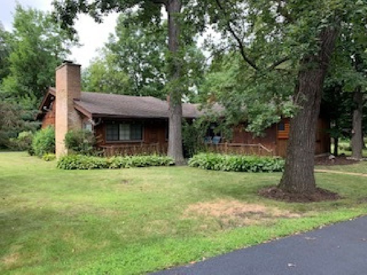 Subdivision Rented Druce-s Linden Grayslake Illinois, 34996 Linden