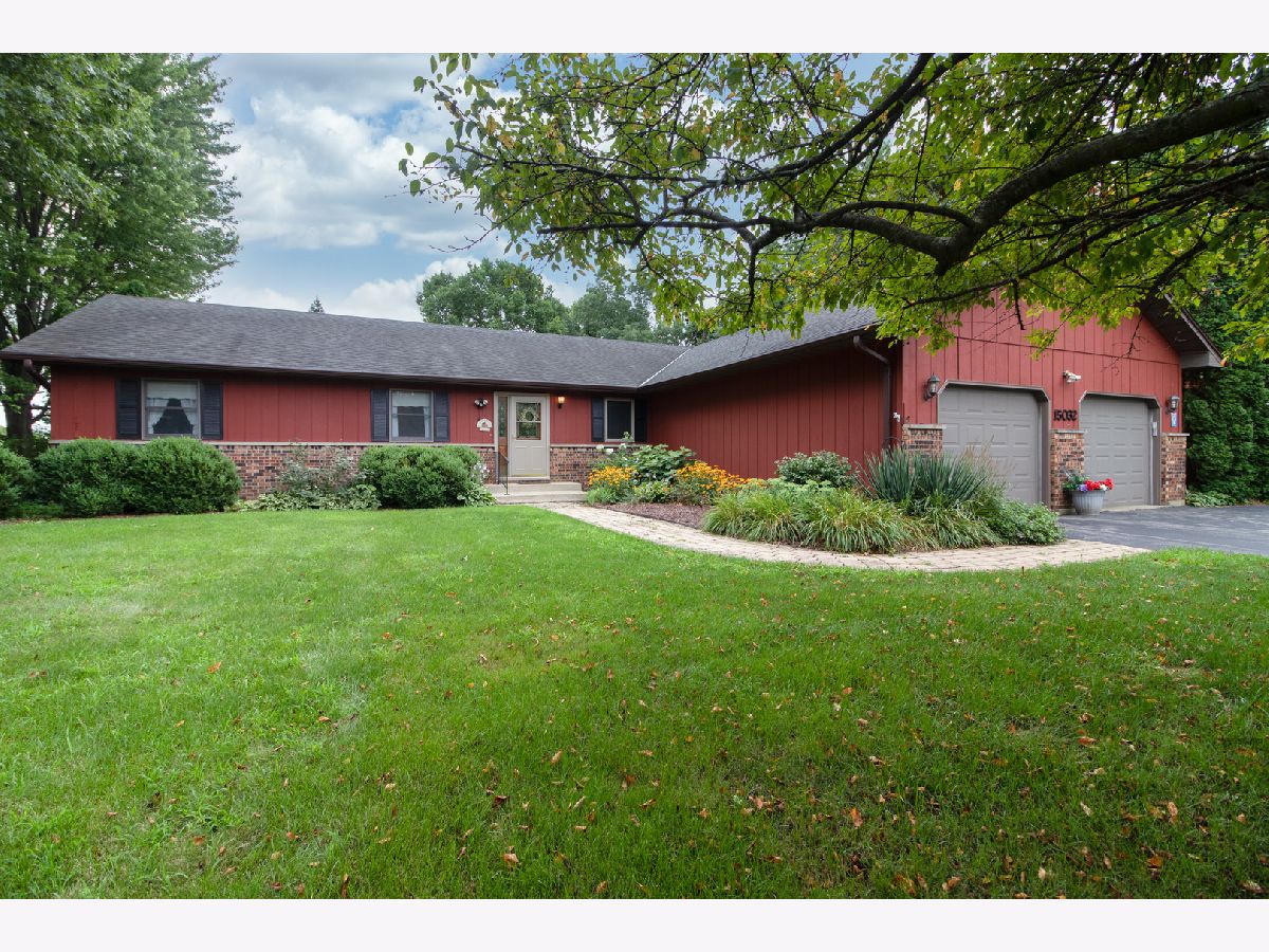Homes Sold Buck Lake Somonauk Illinois, 15032 Fawn