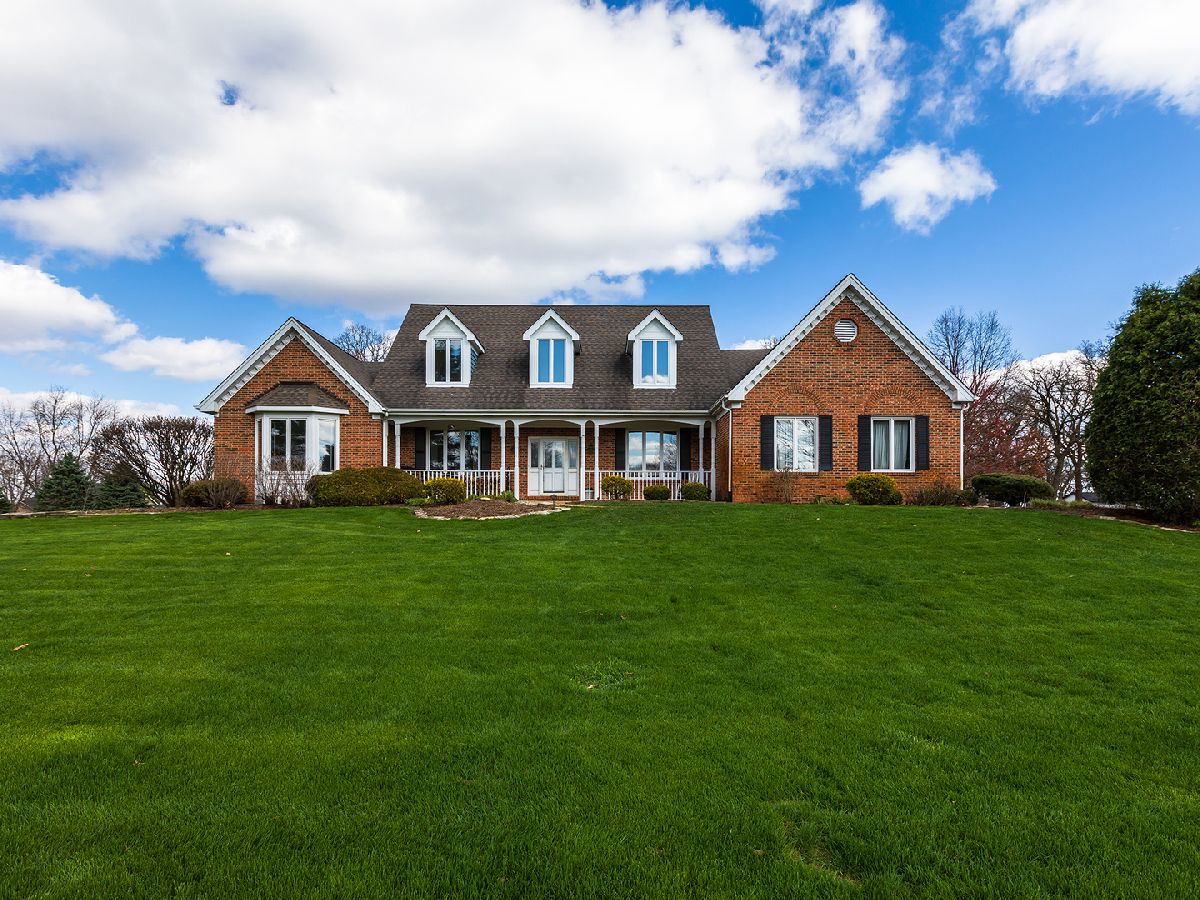 Homes Rented Promontory Oaks West Chicago Illinois, 29W350 Oak Knoll