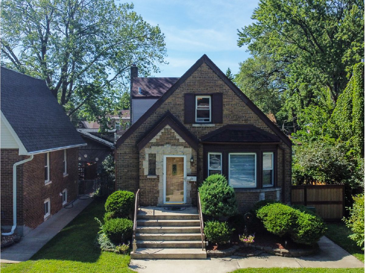 Homes Sold Little Beverly Oak Lawn Illinois, 4853 96th