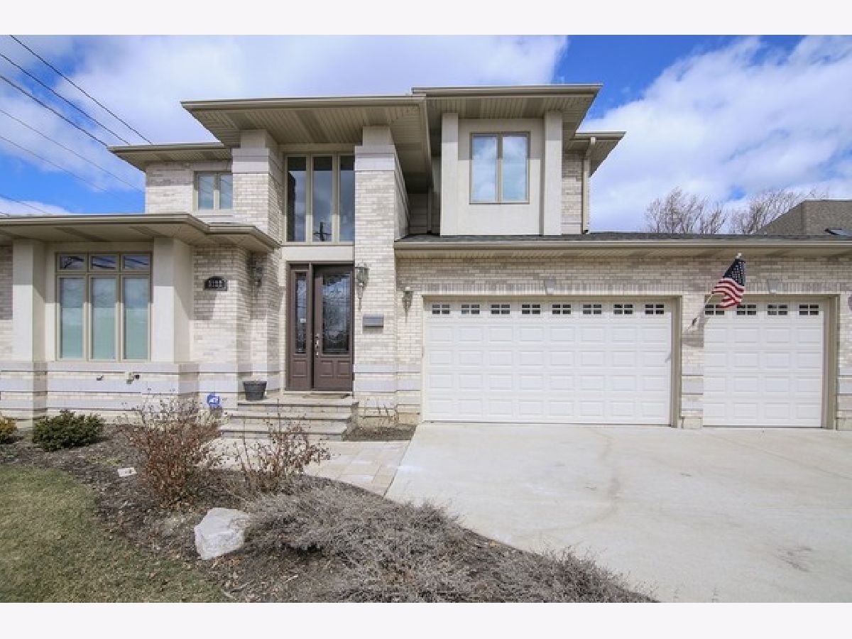 Homes Rented Westbrook Glenview Illinois, 3222 Knollwood