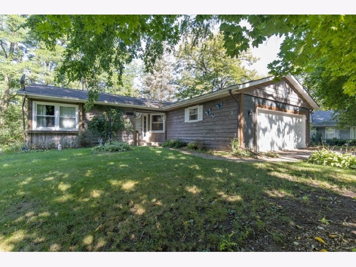Homes Sold Venetian Gardens Fox River Grove Illinois, 9717 Edwards