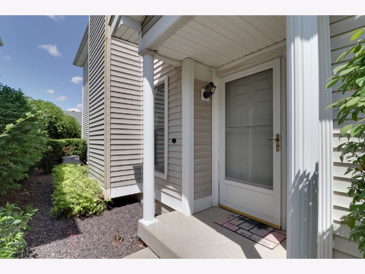 Condos & Townhomes & Homes Sold Whispering Pines Bloomington Illinois, 10 Yotzonot