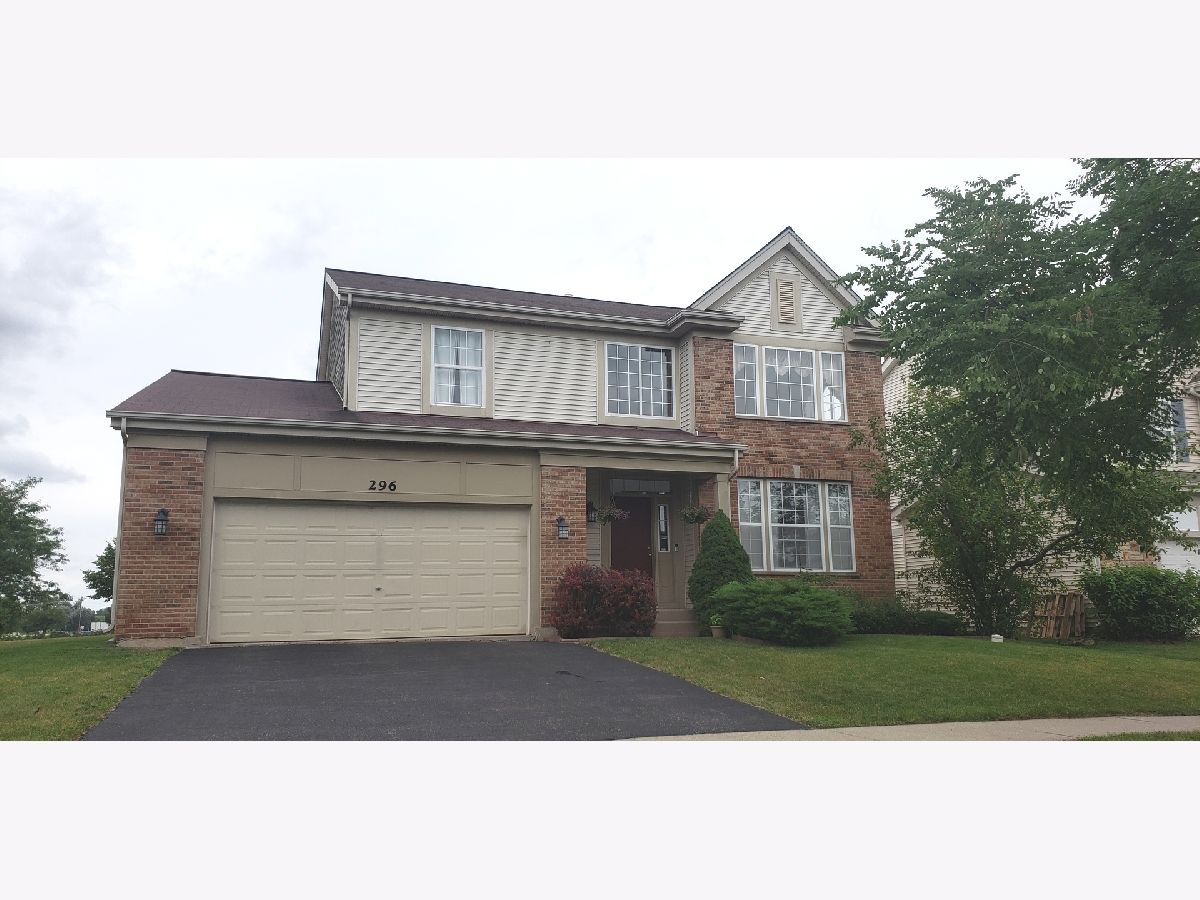 Homes & Townhomes & Condos Rented Madrona Village Round Lake Illinois, 296 Savoy