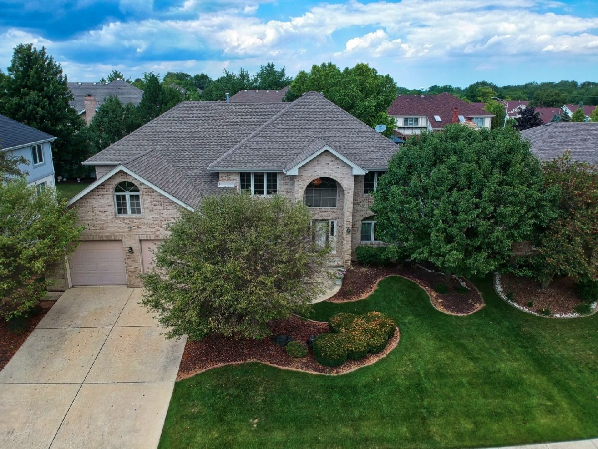 Homes & Condos & Townhomes Sold Laurel Hills Orland Park Illinois, 10958 168th