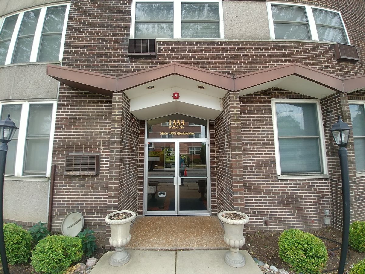 Condominiums Sold Briar Hill Park Ridge Illinois, 1333 Touhy