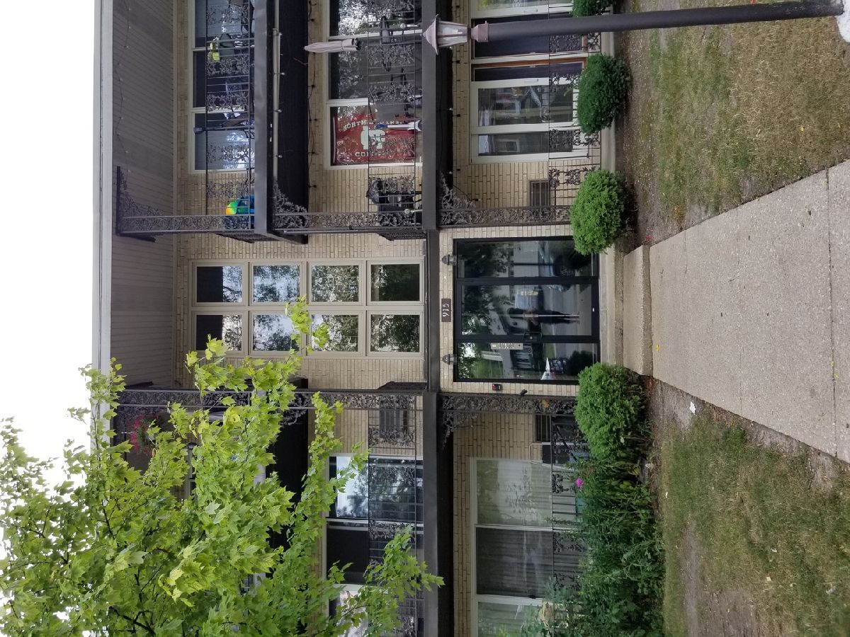 Villa Venice La Grange IL, Condominiums For Sale & For Rent Sadie