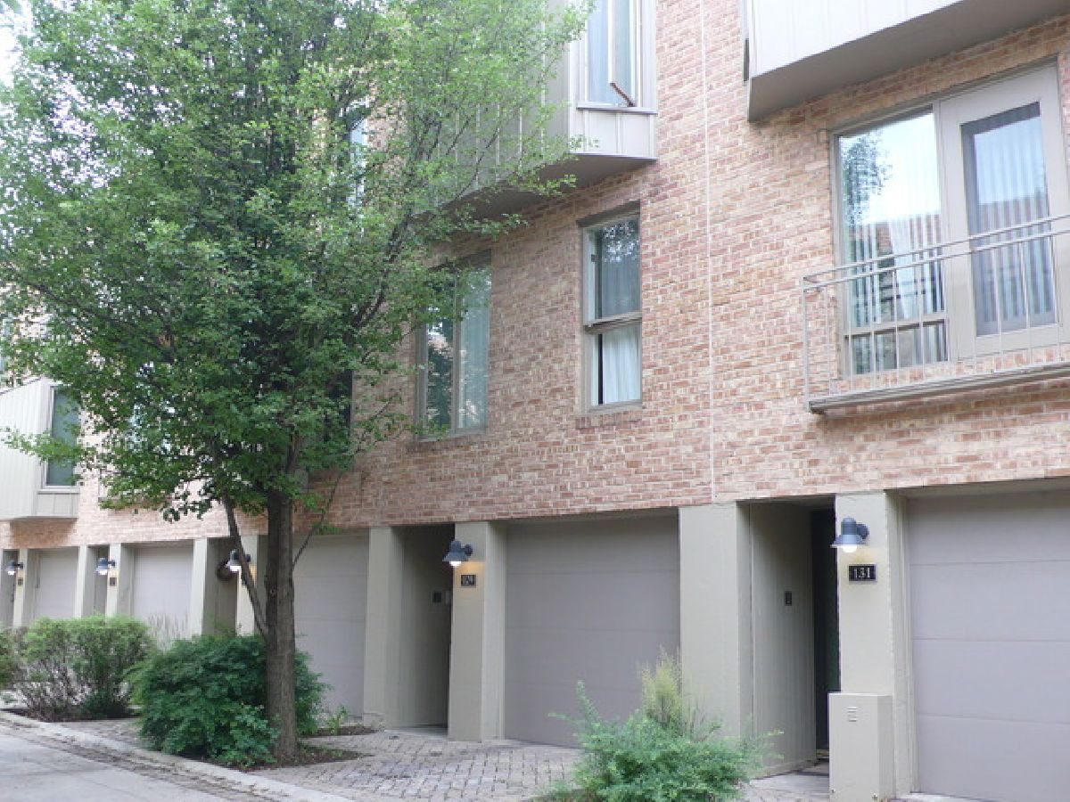 Townhomes Rented Euclid Place Oak Park Illinois, 129 Frank Lloyd Wright