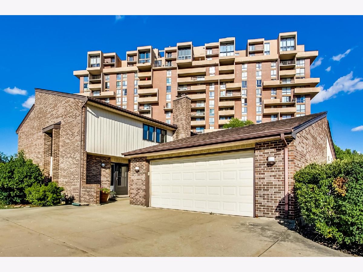 473 Dominion Drive, Wood Dale, Illinois 60191 MLS 10812913 WinterCohen