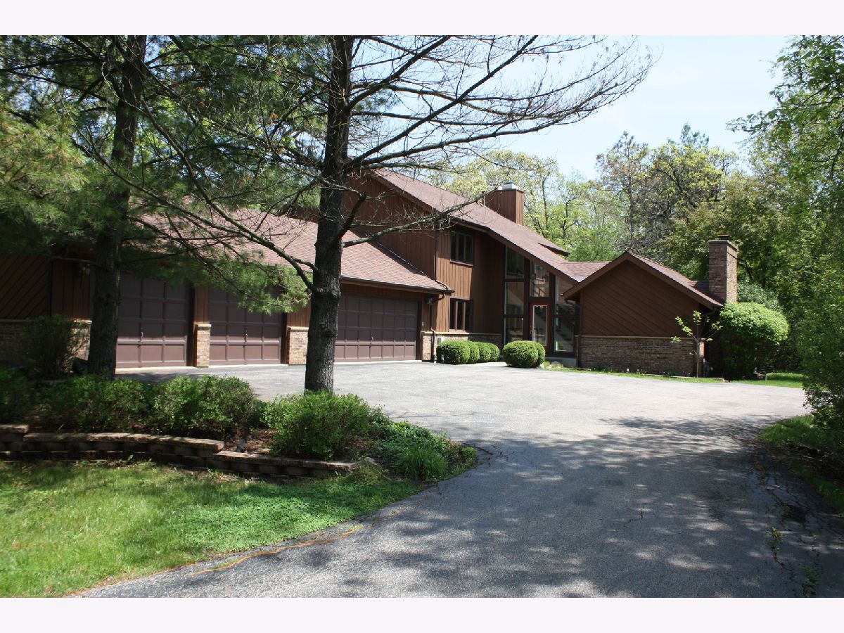 Homes Sold Brierwoods Estates Hawthorn Woods Illinois, 6 Wooded