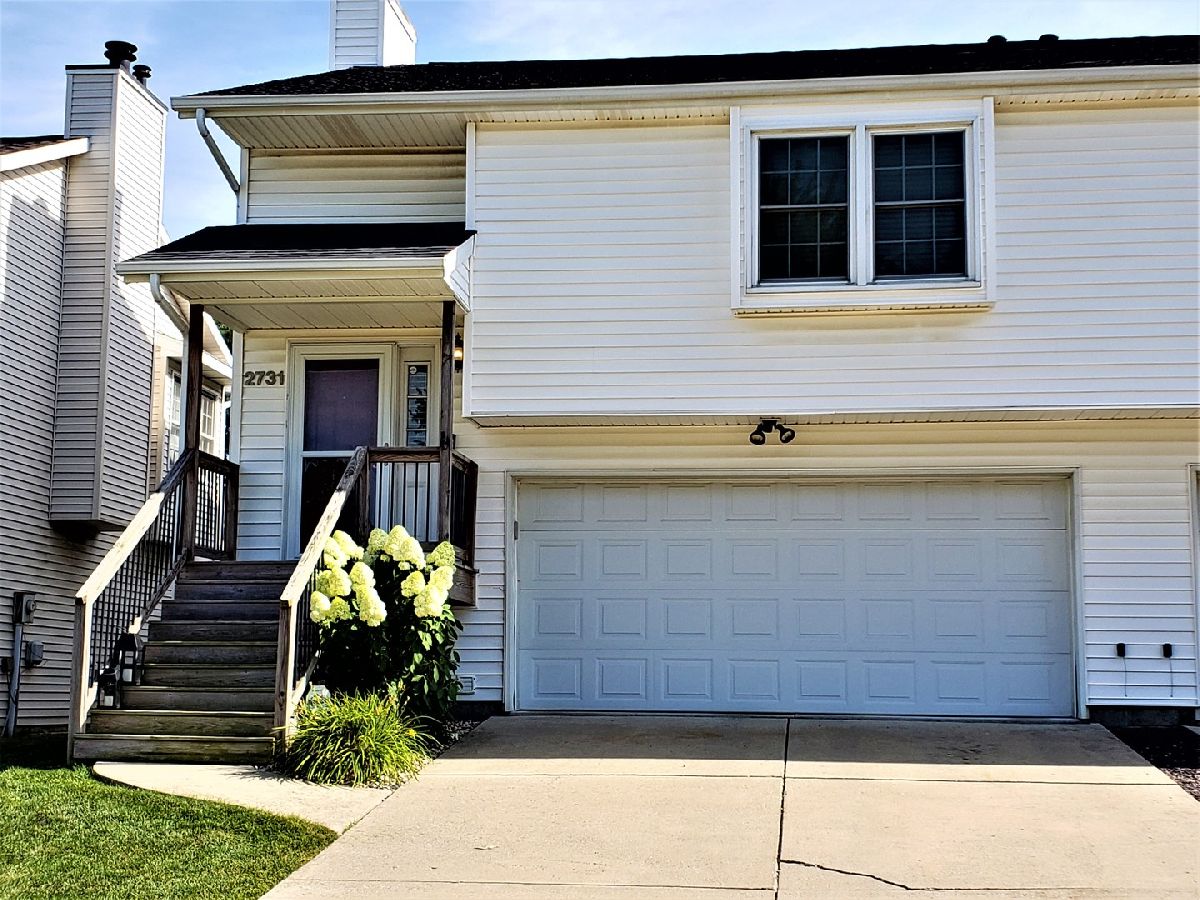 Homes & Condos & Townhomes Sold Highland East Bloomington Illinois, 2731 Arrowhead