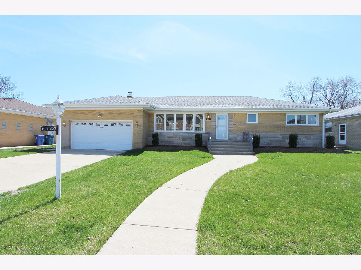  Sold Norwood Park Township Illinois, 8109 Balmoral
