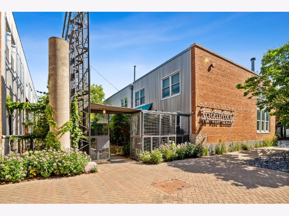 Townhomes & Condos Sold Altgeld Court Condos Chicago Illinois, 1300 Altgeld