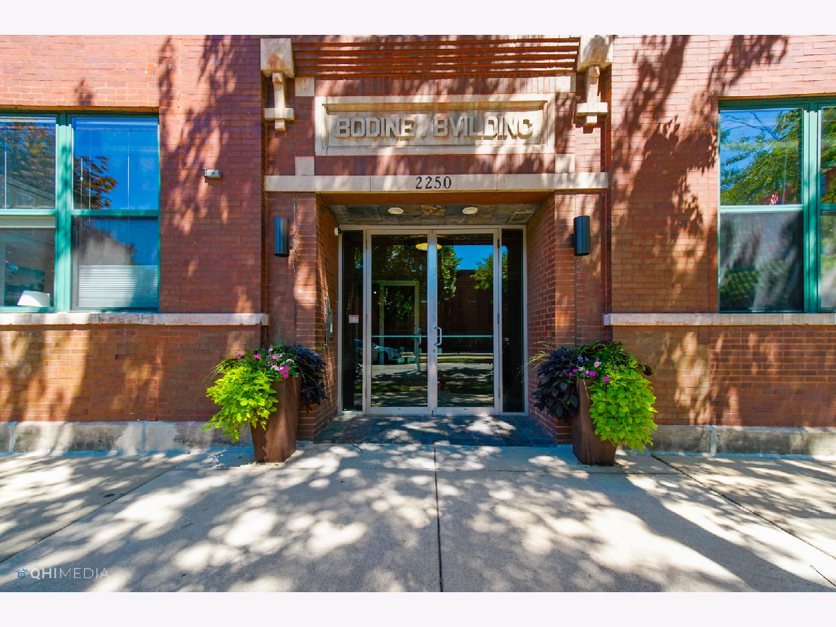 Condominiums Sold Bodine Building Chicago Illinois, 2250 Ohio