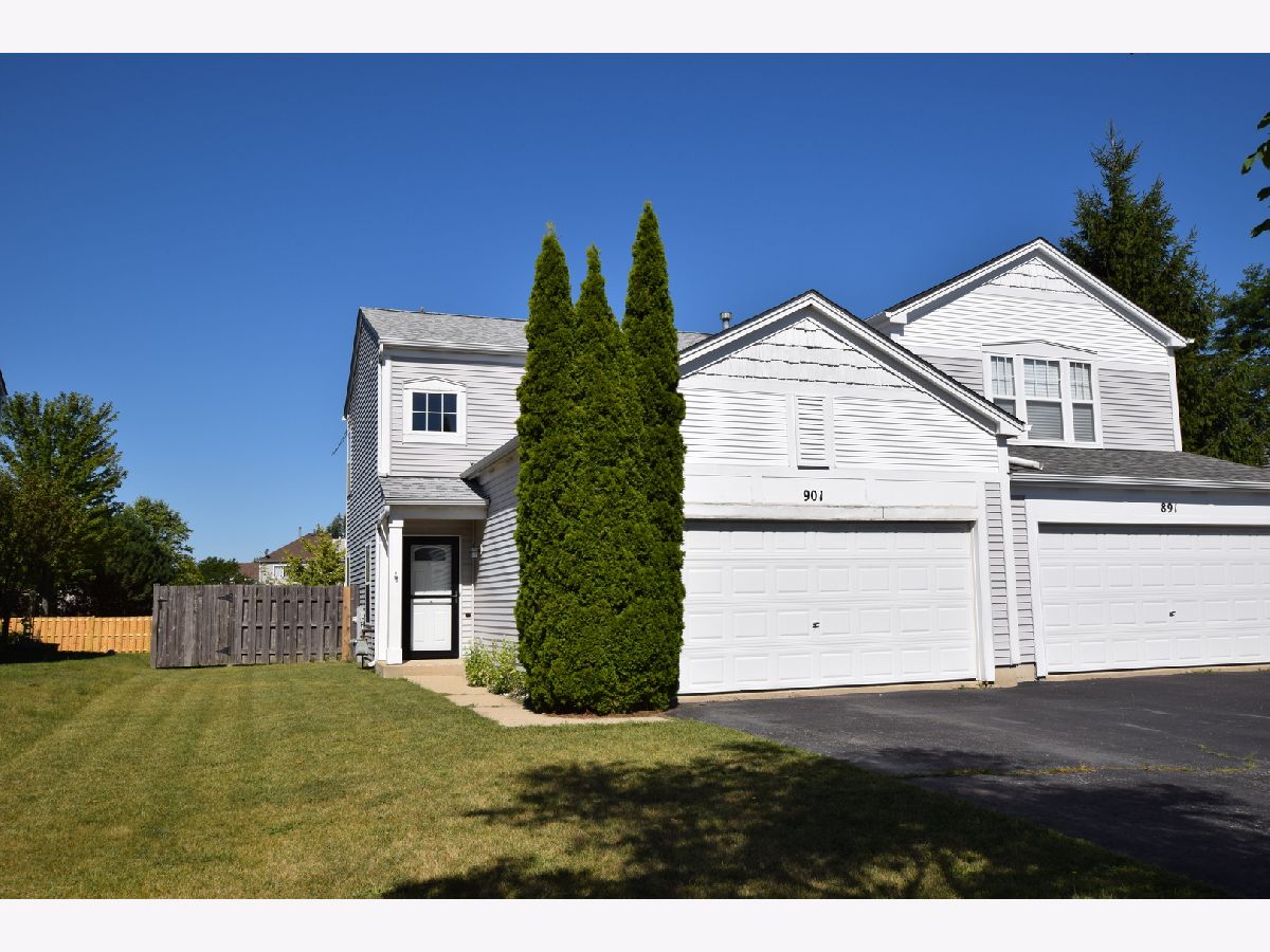 Homes & Townhomes & Condos Rented Bellchase Lake In The Hills Illinois, 901 Wedgewood
