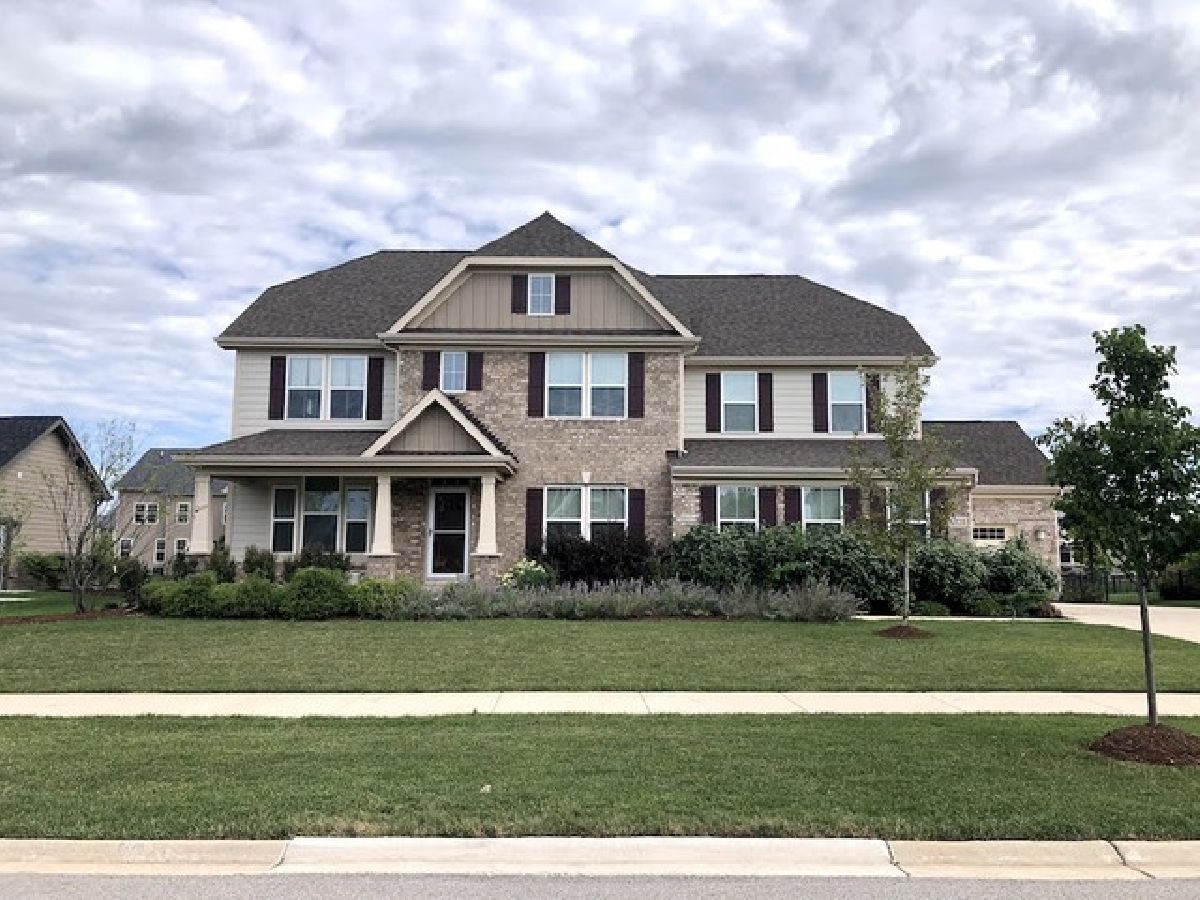 Homes & Townhomes Rented Ashwood Park Naperville Illinois, 4828 Shumard