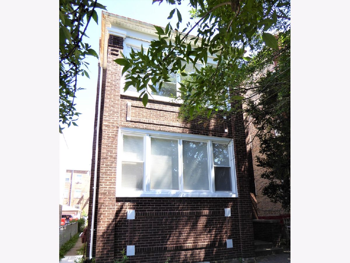 Condominiums & Homes Rented Albany Park Commons Chicago Illinois, 4741 Monticello